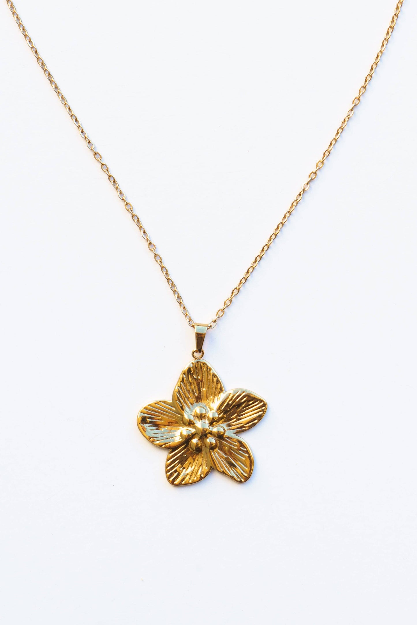 Island Bloom Pendant Necklace