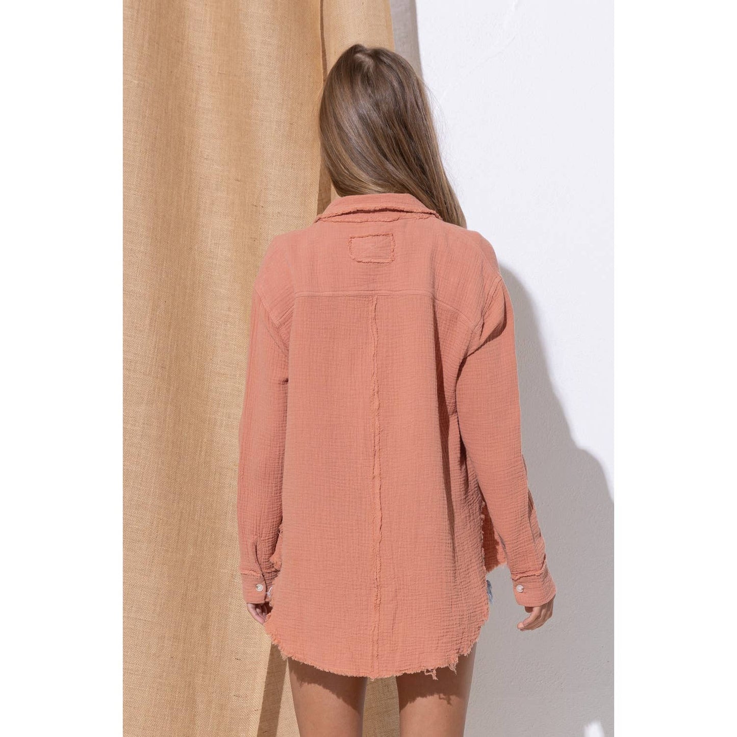 WRINKLED GAUZE BUTTON DOWN SHIRT WITH ROUGH EDGING