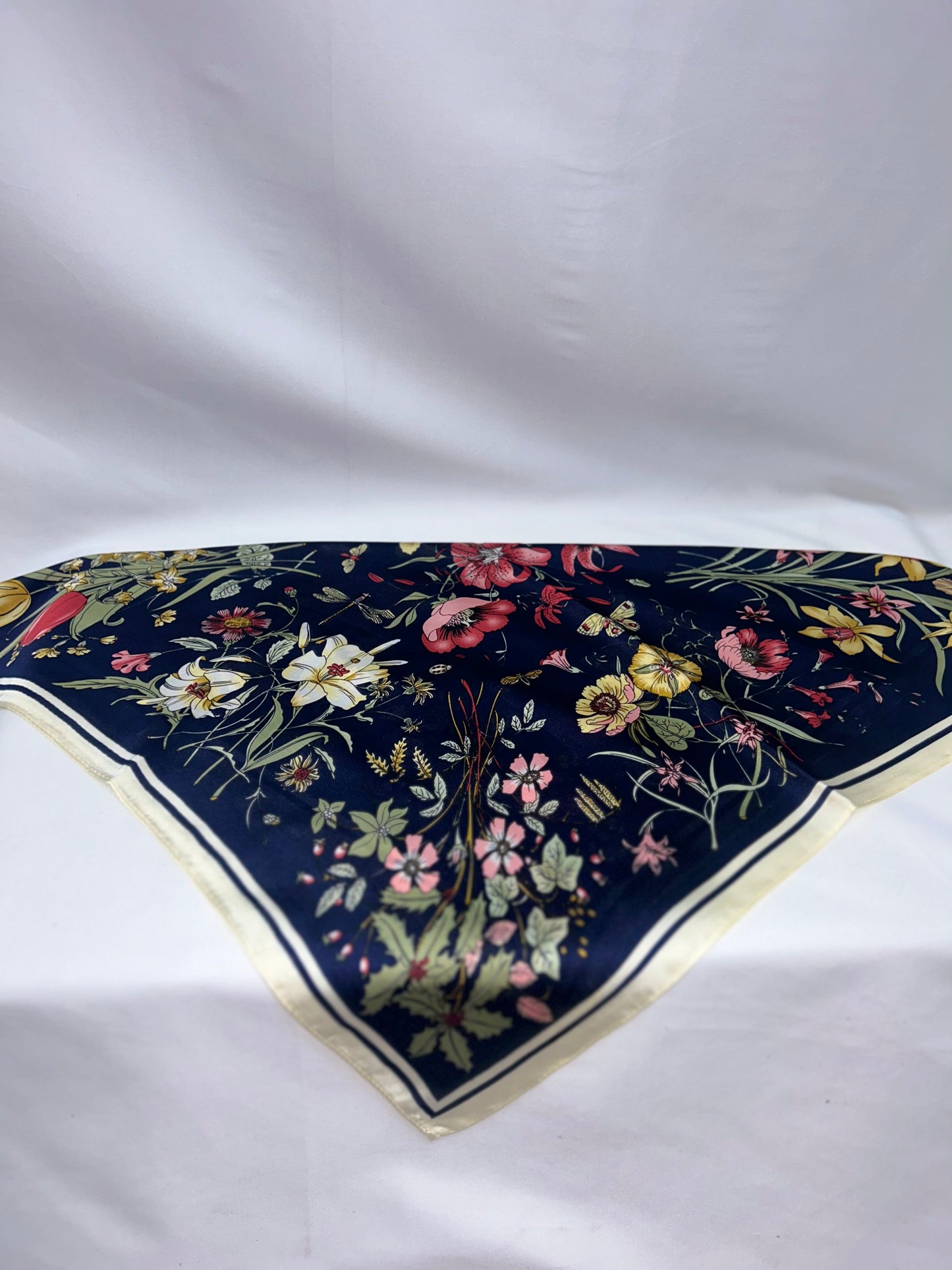 23” Navy Blue Floral Ivory edge scarf