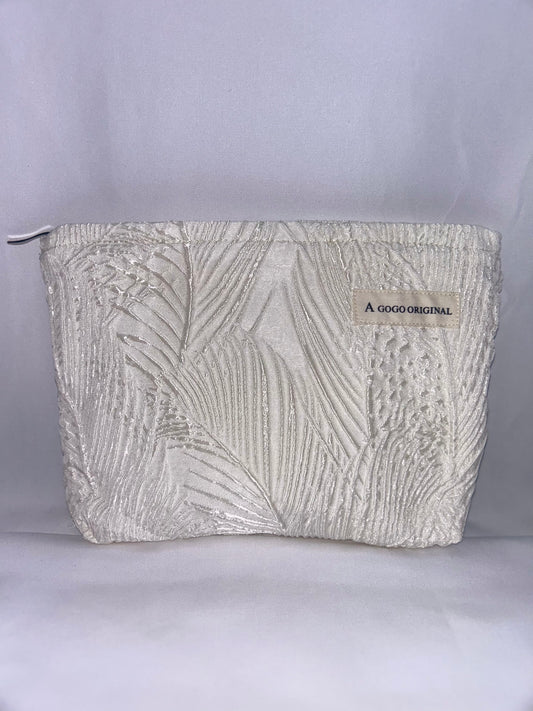 Basho Leaf  Cosmetic Bag Solid White