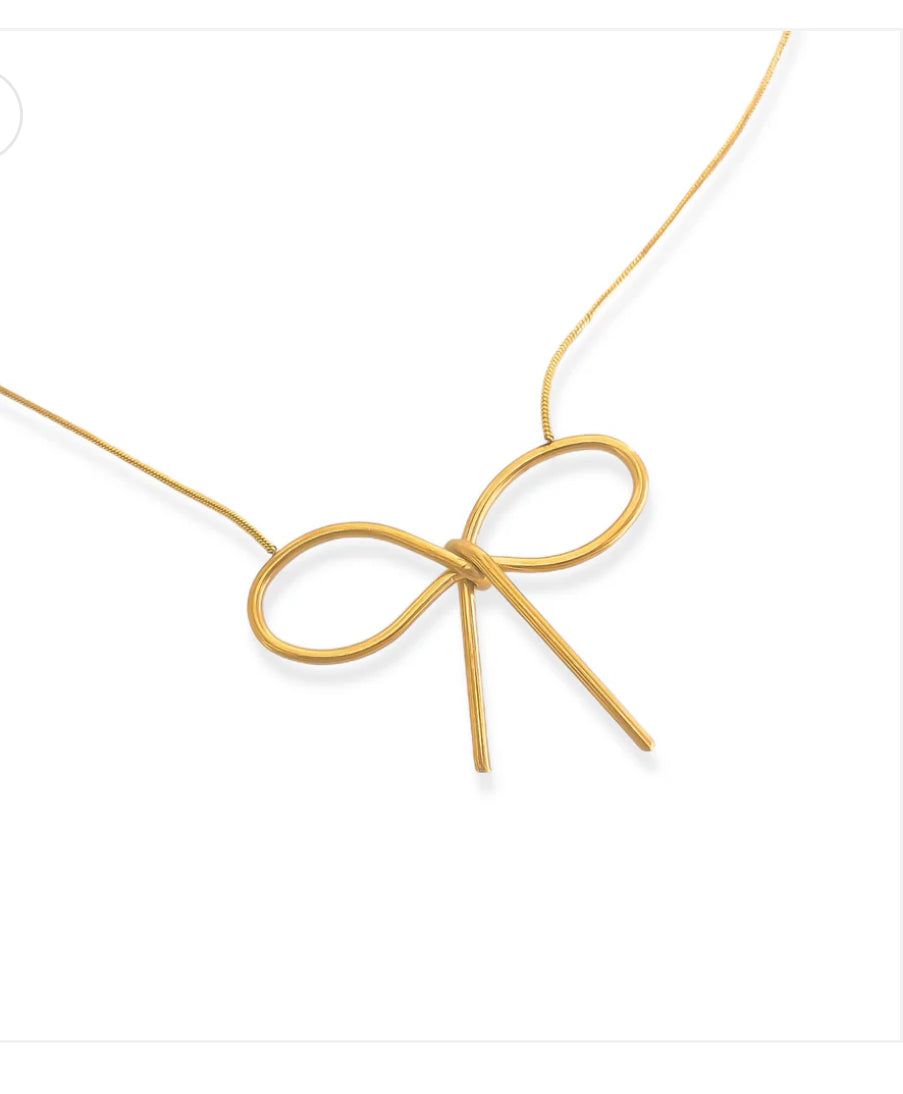 Bow Gold Necklace