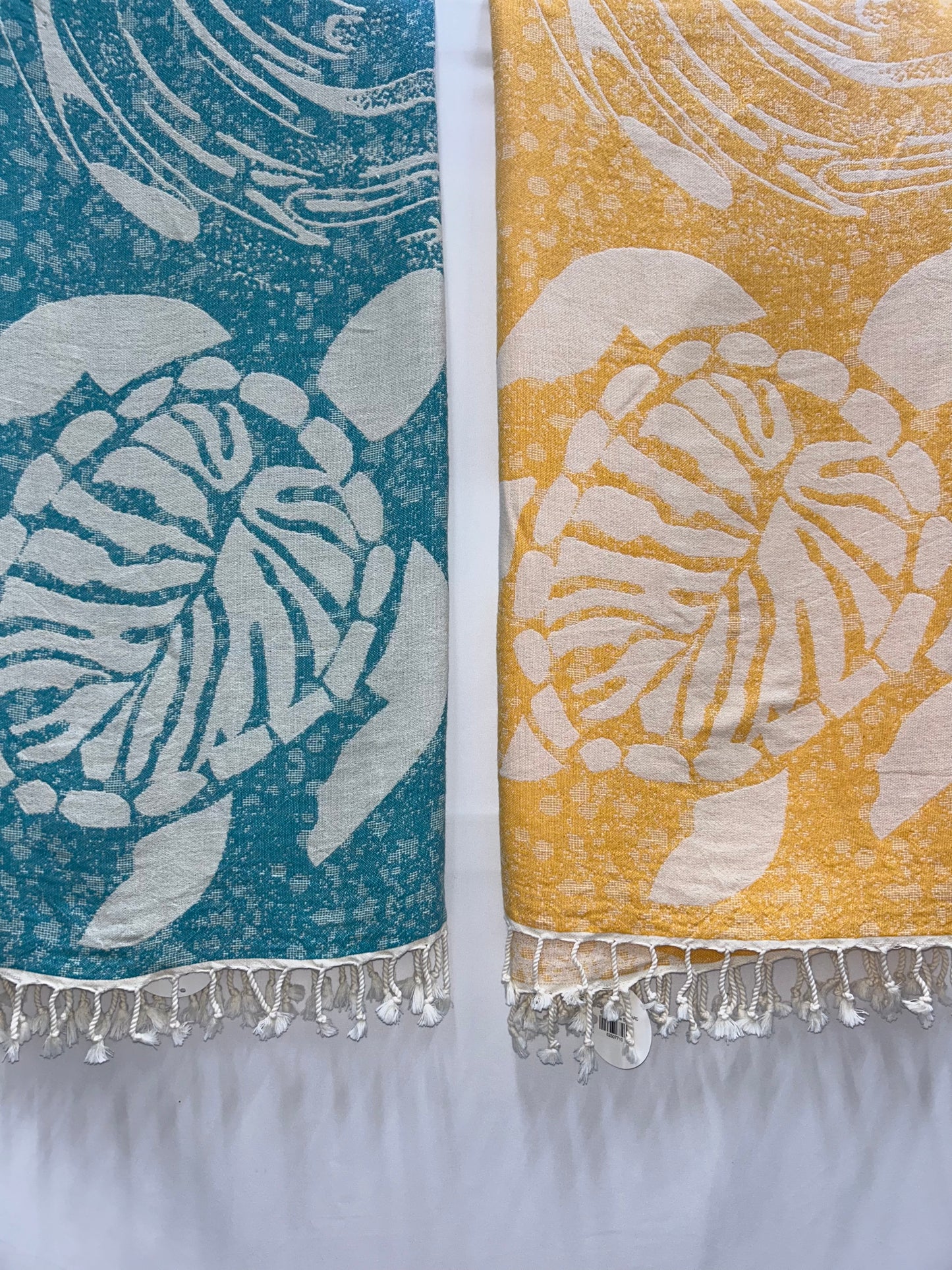 Ocean Turtle Towel MUSTARD